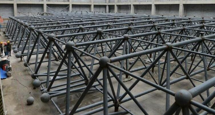 锡林格勒盟浅谈网架加工公司对网架保温隔热的方法