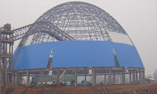 锡林格勒盟螺栓球网架加工的注意事项